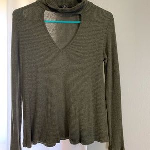 Women’s V-Neck Sweater